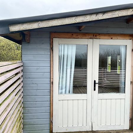 Ivy Rose Cabin No Hot Tub Bude Kültér fotó